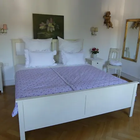 Rosenliebe Bed & Breakfast