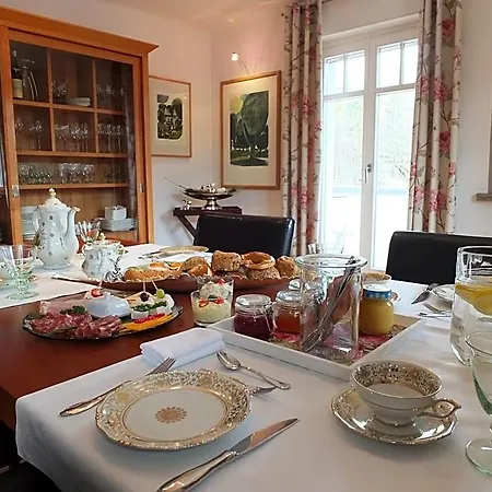 Rosenliebe Bed & Breakfast
