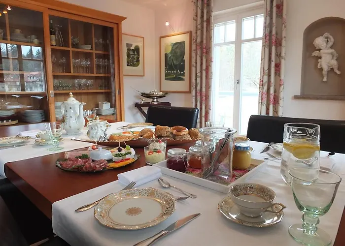 Alojamento de Acomodação e Pequeno-almoço Rosenliebe 3*